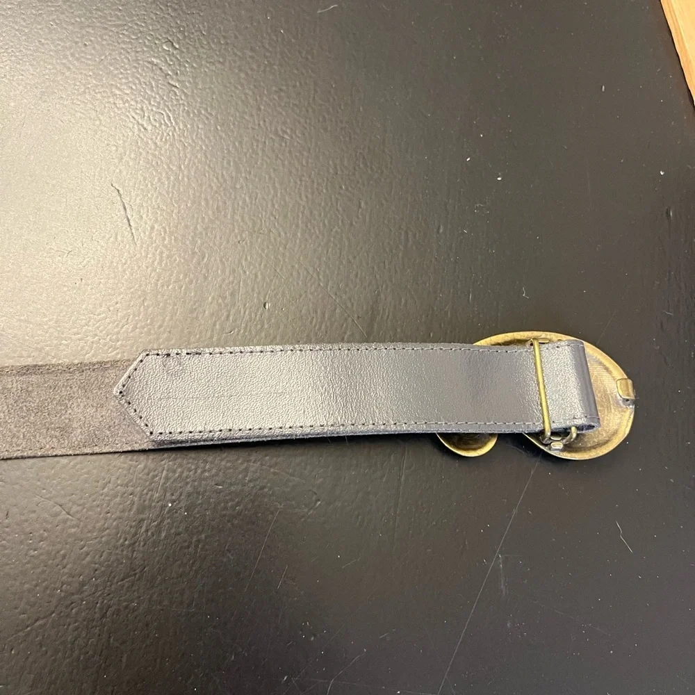 Vintage Gold/Brass Tone Paisley Buckle‎ Grey Leather Belt One Size Adjustable